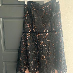 Tobi Women's Strapless Black Lace Romper, Size M